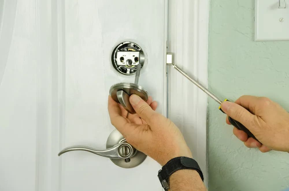 Commercial lock repair service for damaged or unreliable business lock hardware